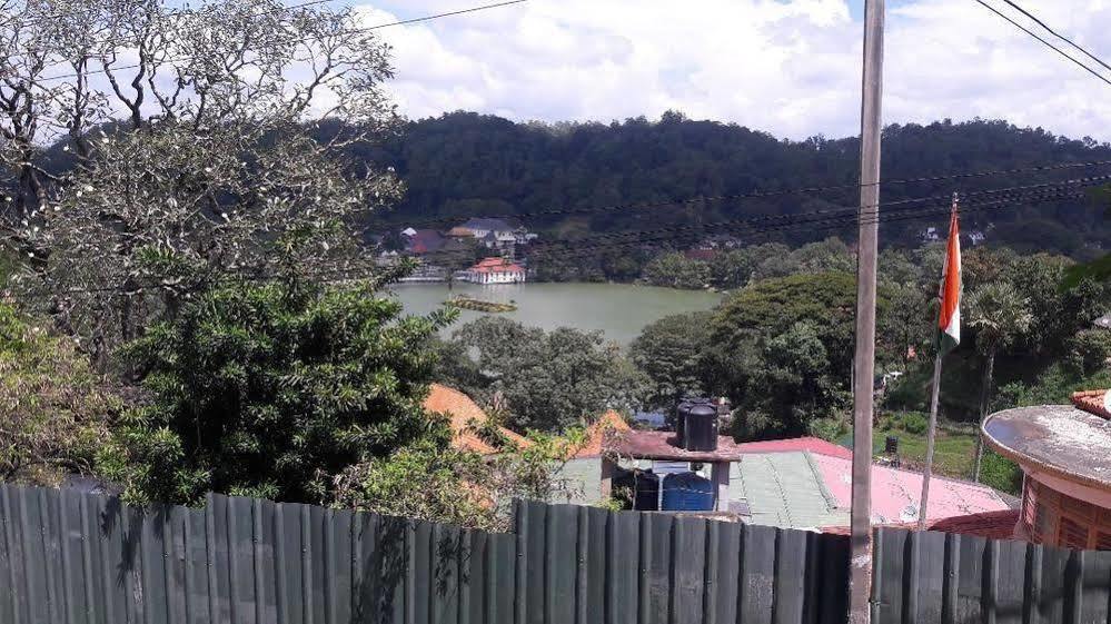 Amaara Residence Kandy Exterior photo